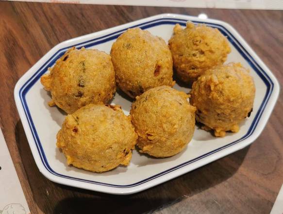 Deep-Fried Dace Fish Ball 炸鯪魚球